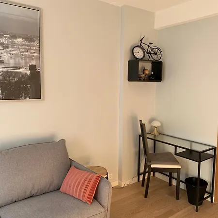 Cosy - Paris La Defense Apartment *